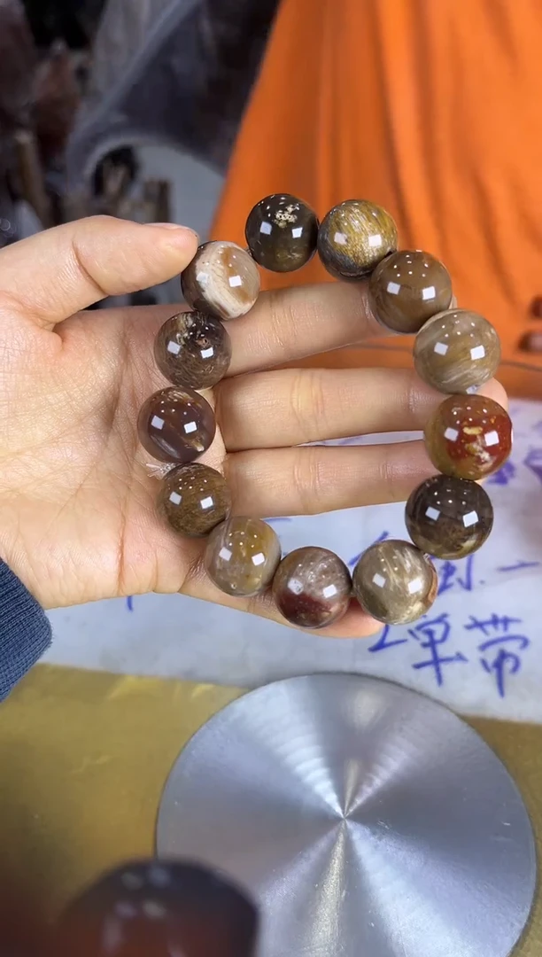 未镶嵌珠宝奇石硅化玉缅甸天然树化玉精品摆件