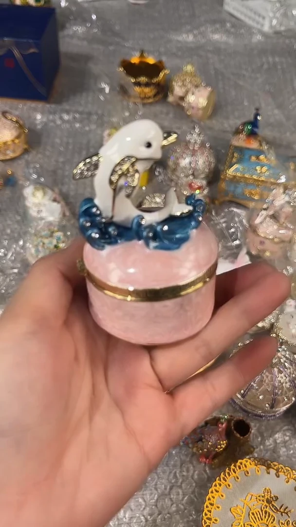 粉色海豚圆形首饰盒子七宝烧杯子茶具