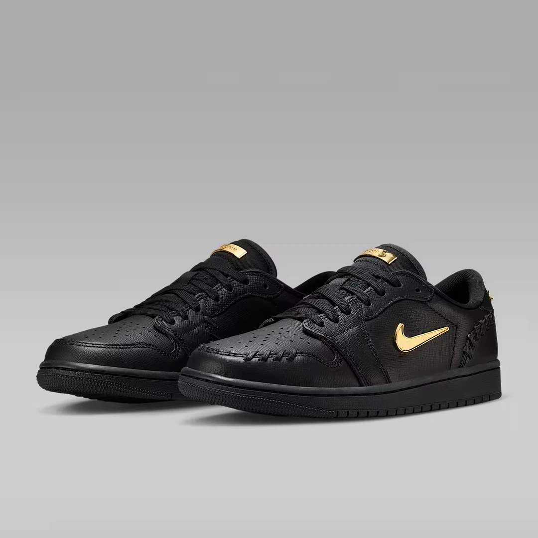 NIKE/耐克官方正品AJ1女子黑金低帮时尚休闲运动板鞋FN5032-007