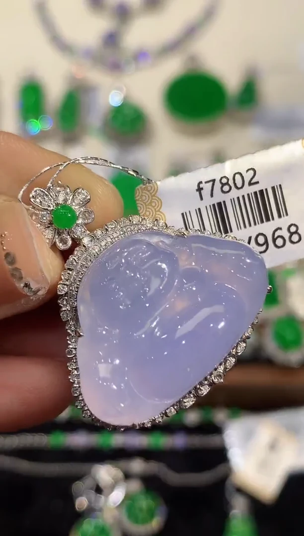 吊坠(不含链)18K金镶嵌翡翠CY7802多样性发其一