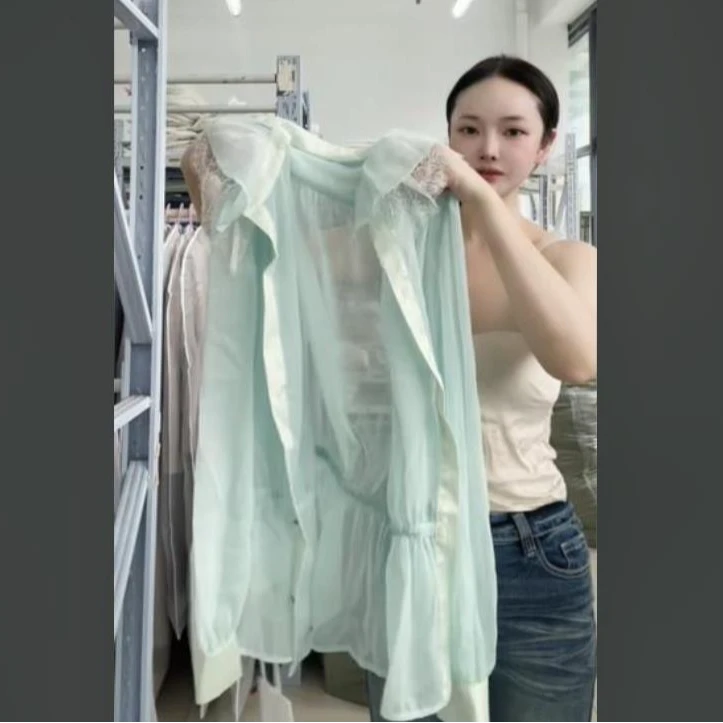 moomoopullpull绿色 衬衫 M25050511
