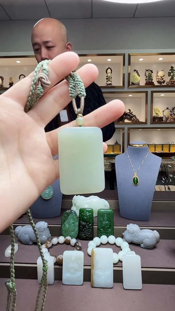 【闪购商品】和田玉挂件未镶嵌苏