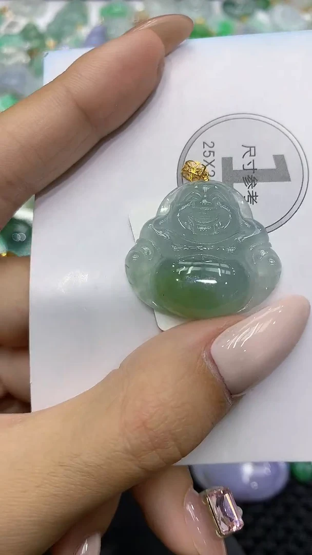 颈饰18K金镶嵌翡翠111111111111