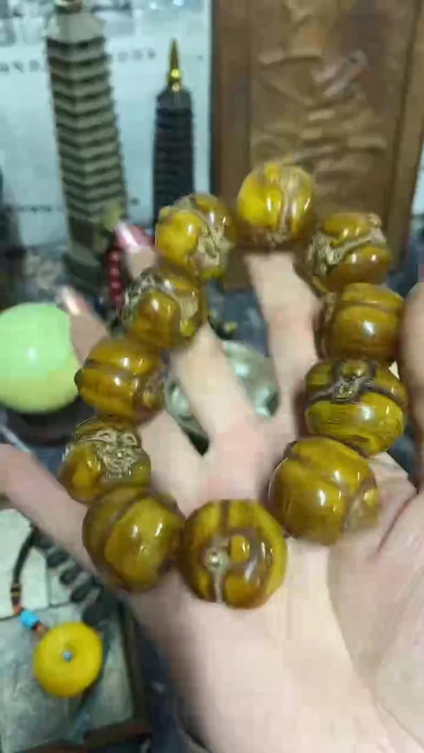 【闪购商品】蜜蜡裸石未镶嵌主播推荐主播推荐