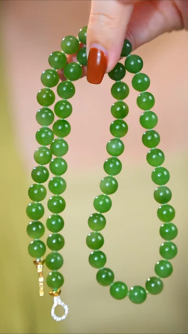 项链未镶嵌和田玉圆珠珠链一条