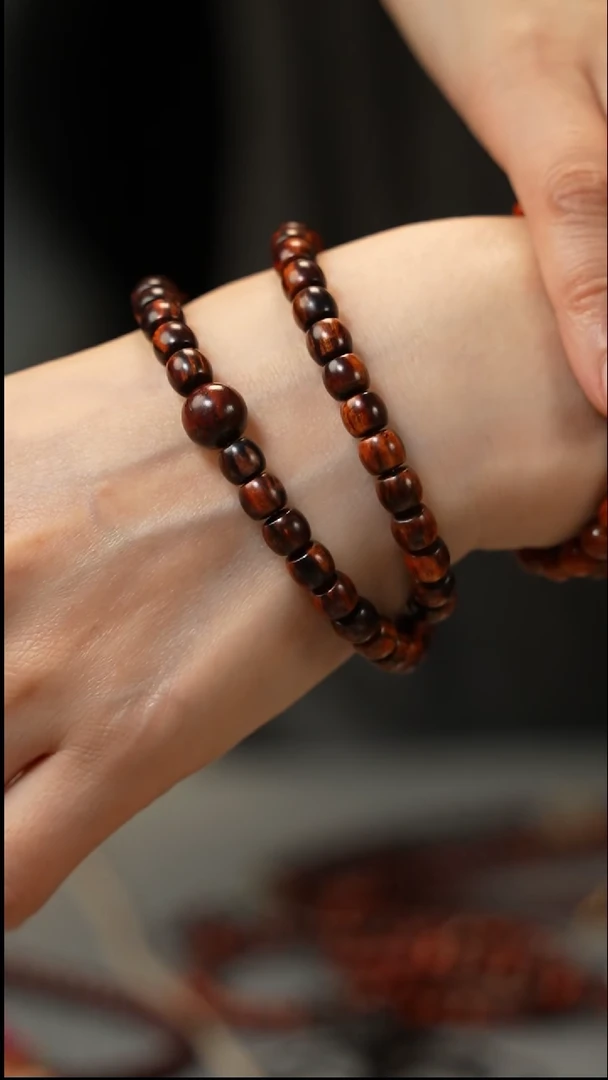 【闪购商品】降真香手串/手链红降6x7直切双圈-599