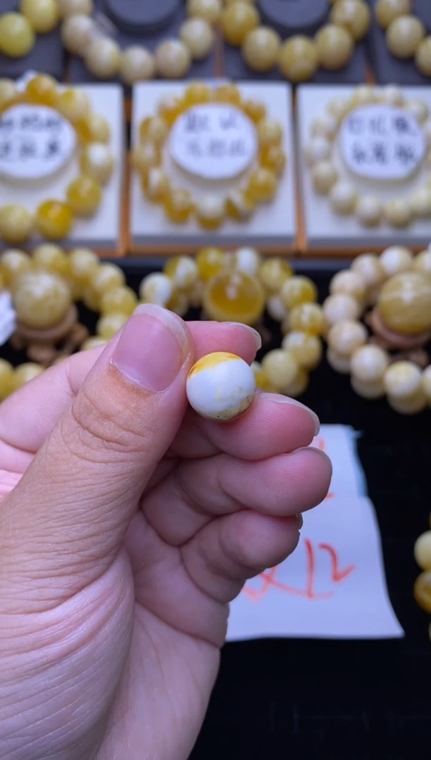 裸石琥珀未镶嵌大小姐珠宝严选129