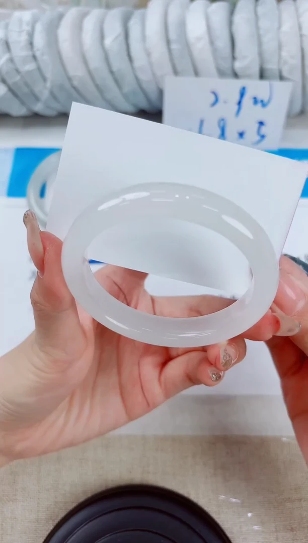 石英质玉手镯未镶嵌130-（58）