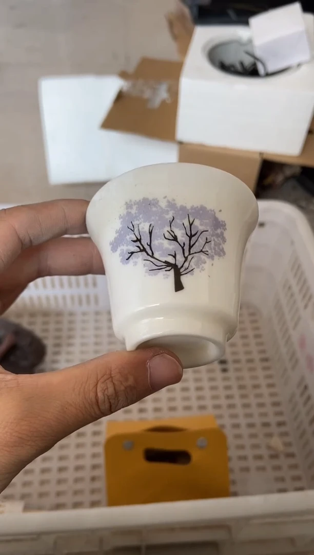 杯子瓷无运费险有瑕疵的摄影的产品有使用过的痕迹有点脏介意勿拍