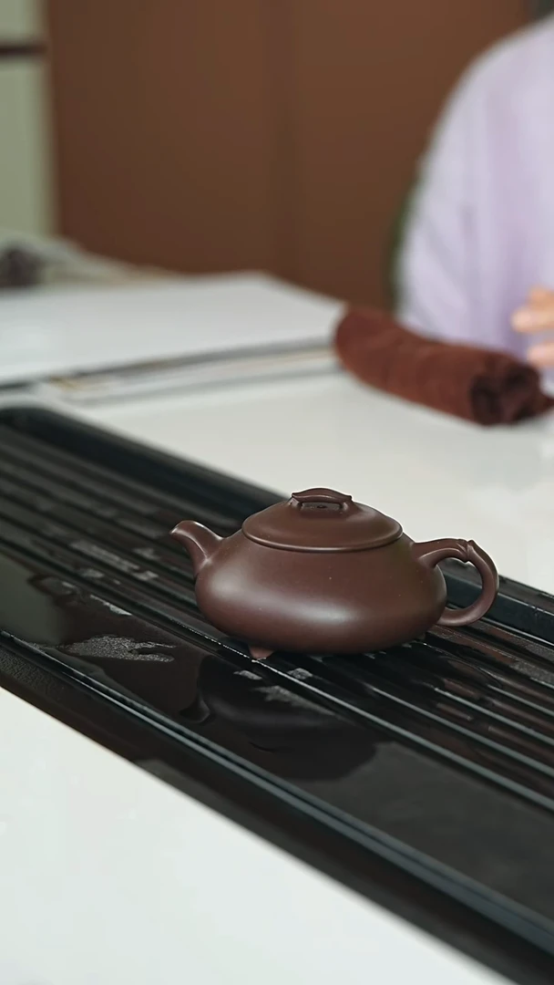 茶壶紫砂宜兴紫砂   简瓢  160cc
