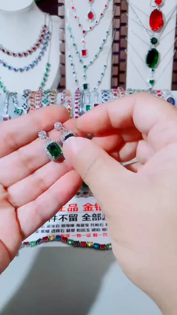 未镶嵌耳饰祖母绿祖母绿方耳钉