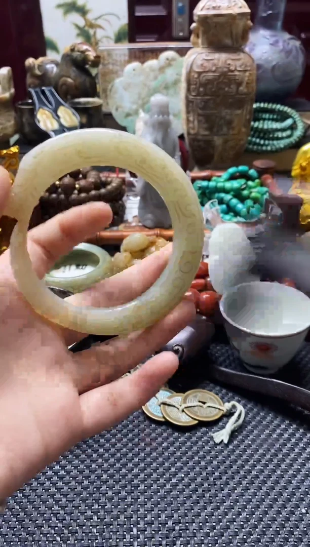 未镶嵌和田玉挂件猪龙