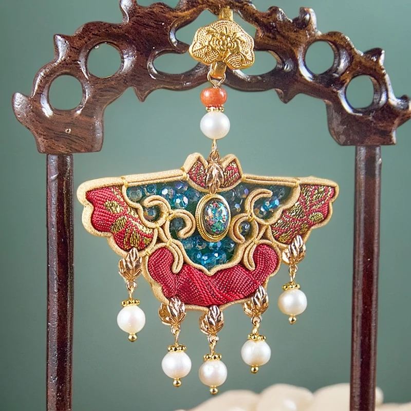 非金属布艺胸针  饰品压襟镶嵌手工胸针复古宫廷风爆款古典 云肩