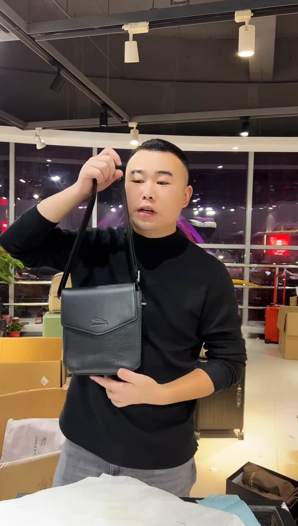 头层牛皮韩爵绅士包包皮具638