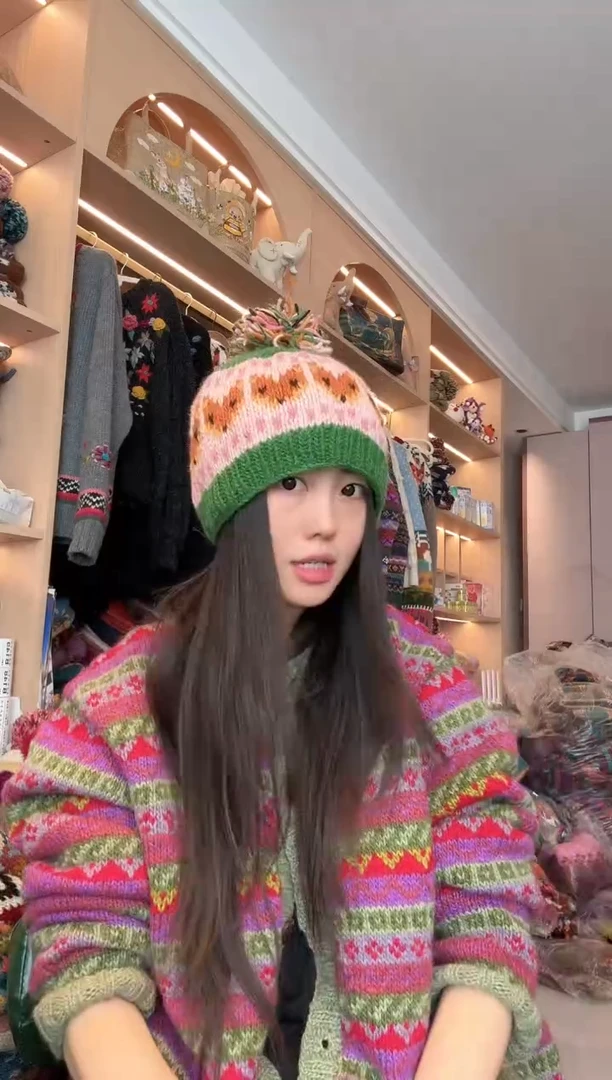 羊毛粉绿色狐狸帽