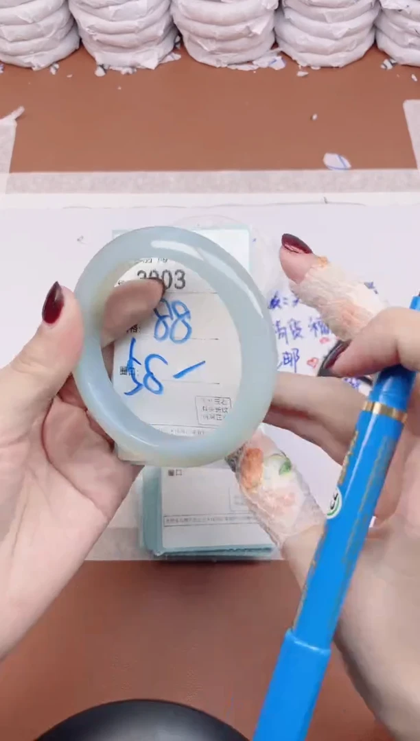 【闪购商品】玛瑙/玉髓手镯未镶嵌3003