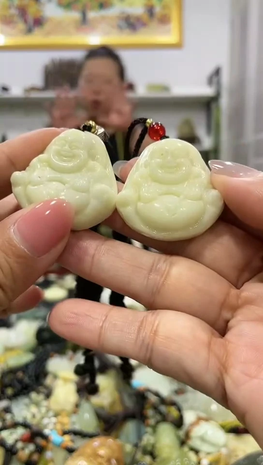 岫玉未镶嵌挂件   多样性发货其中发一件