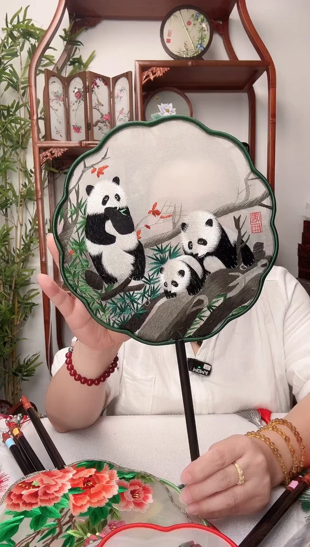 刺绣团扇--手工绣花---双面绣花