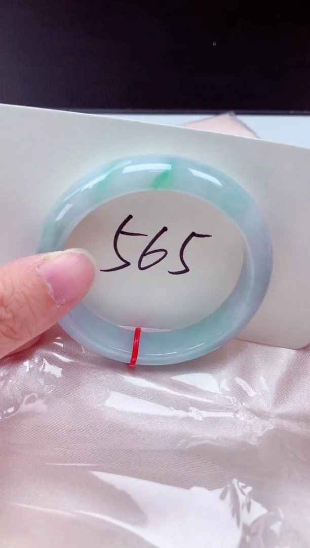 未镶嵌手镯翡翠翡翠手镯