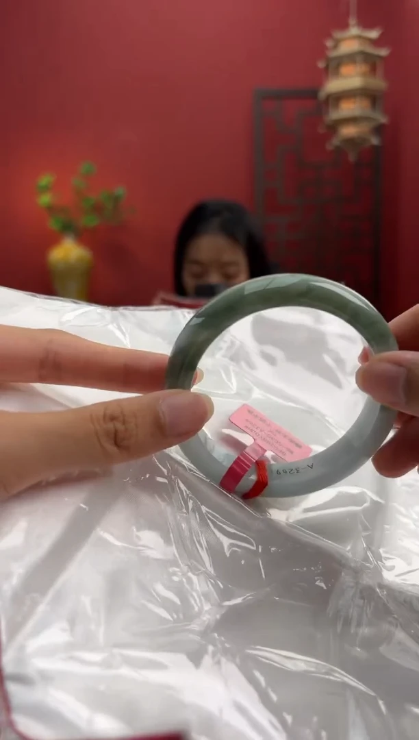 未镶嵌手镯翡翠翡翠手镯19