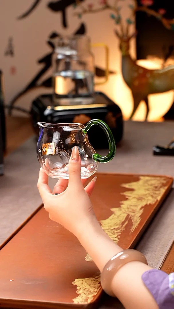 禾器/晶彩望苏茶海/湖绿色