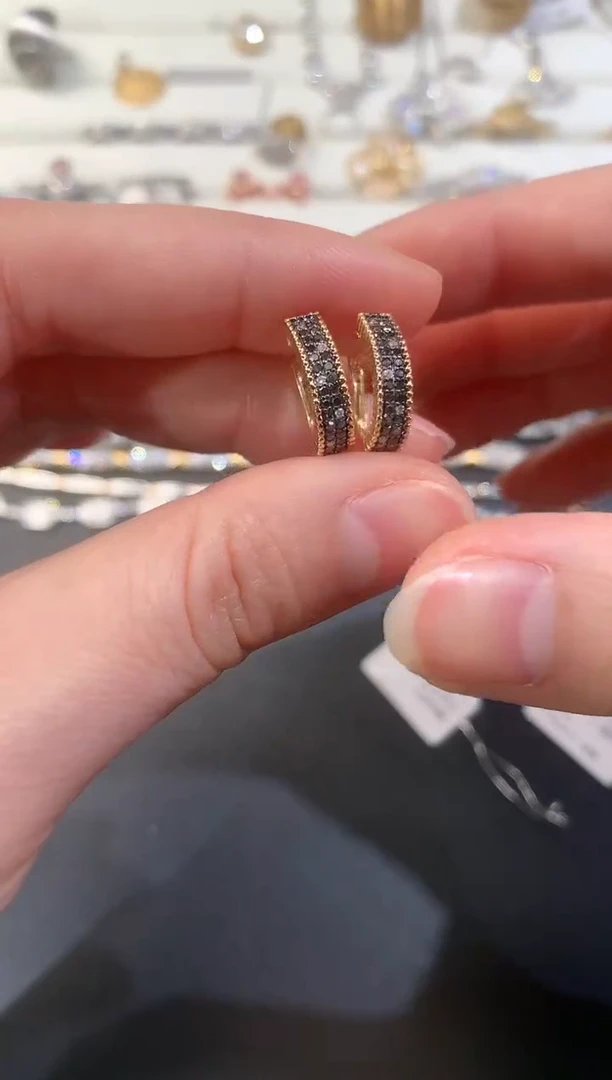 【闪购商品】钻石耳饰18K金镶嵌S522|2380