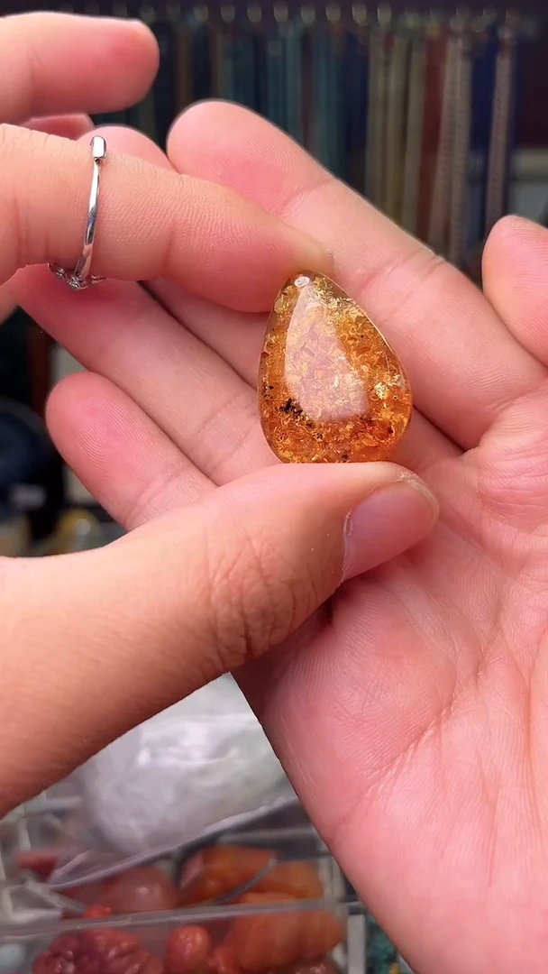【闪购商品】琥珀裸石未镶嵌(一物一件)0003357