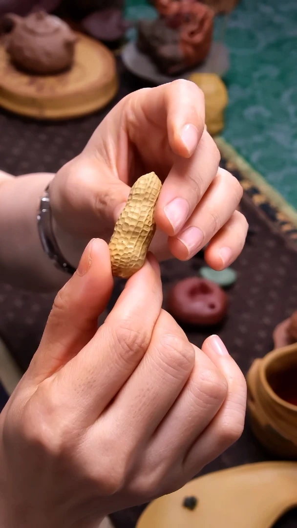 王登龙百果《花生》
