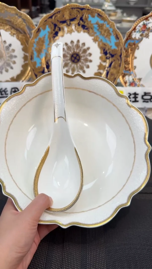 瓷片汤碗+大勺各1个