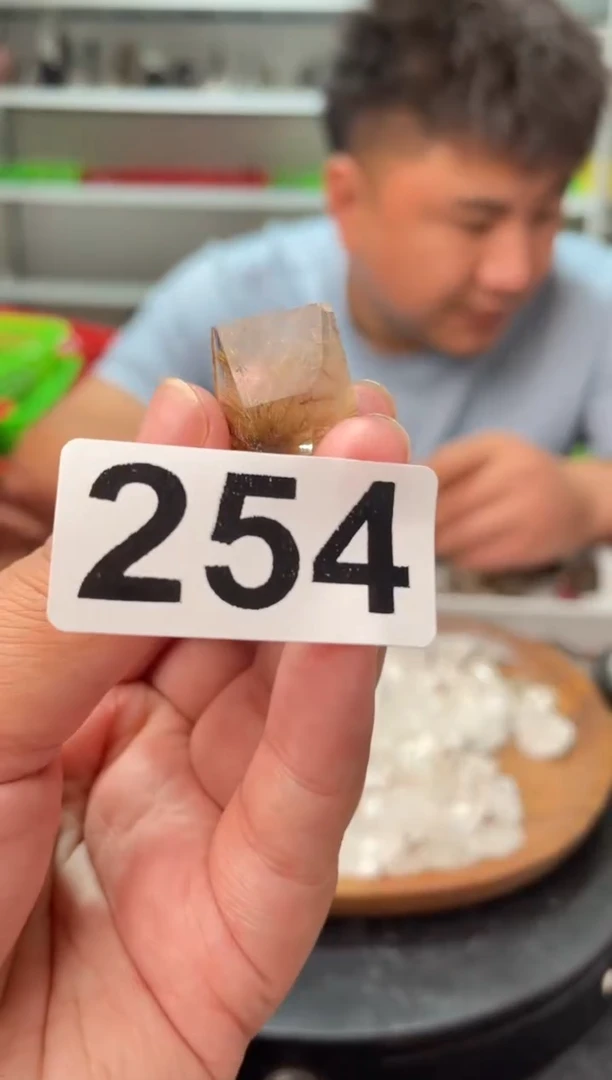 未镶嵌发晶大型摆件（非配饰）发晶随形254  3.8克