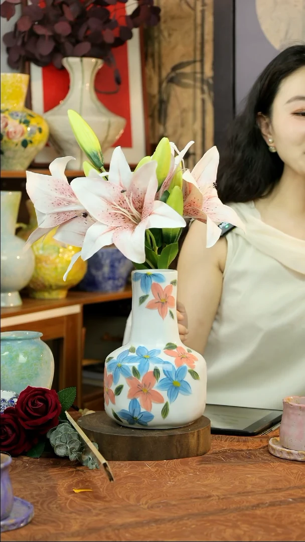 陶瓷手工手绘花器