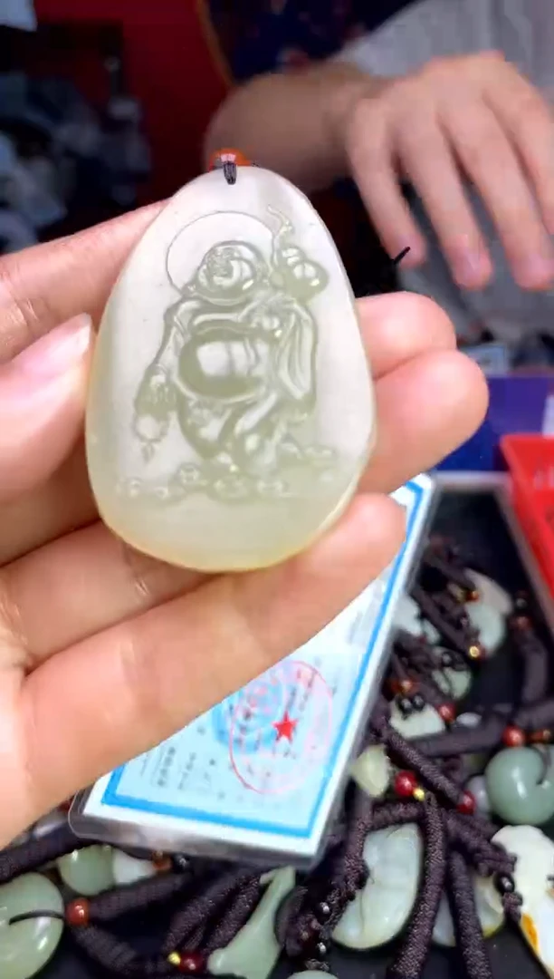 未镶嵌和田玉挂件1