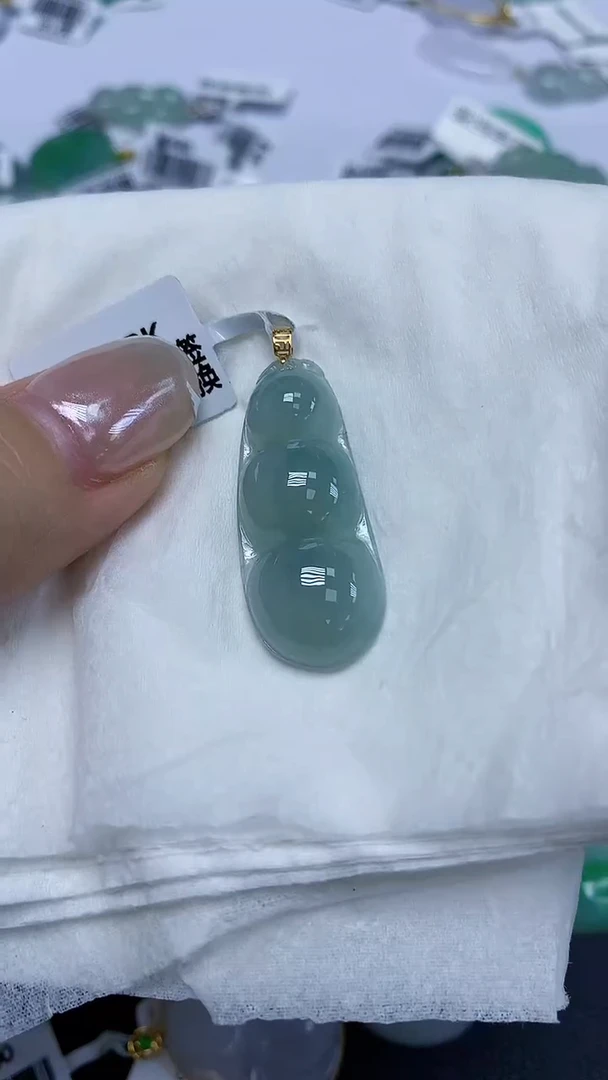 翡翠18K金镶嵌颈饰天然缅甸翡翠A货