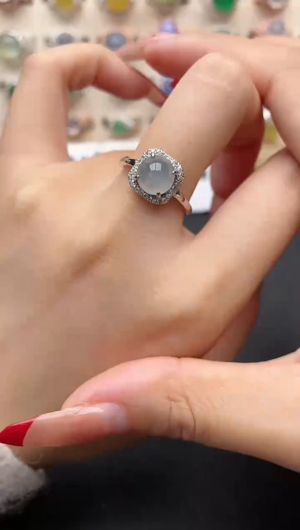 【闪购商品】翡翠戒指银S925镶嵌一物一证一礼盒