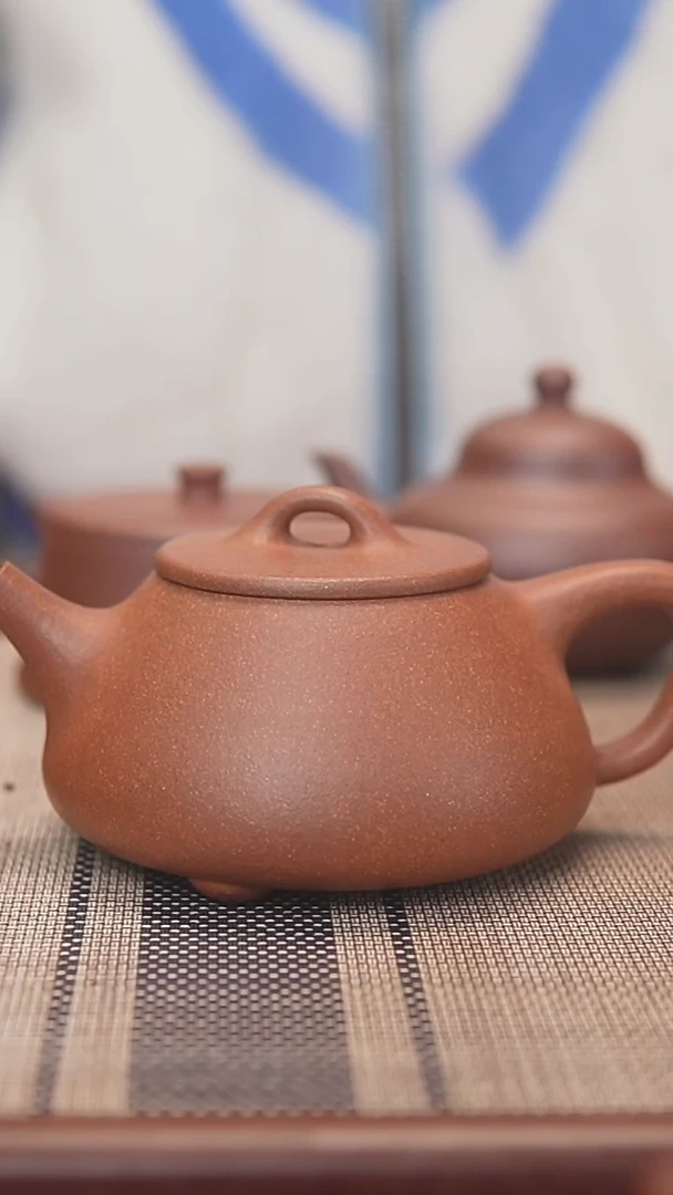 【闪购商品】紫砂茶壶桃花泥平盖石瓢200cc