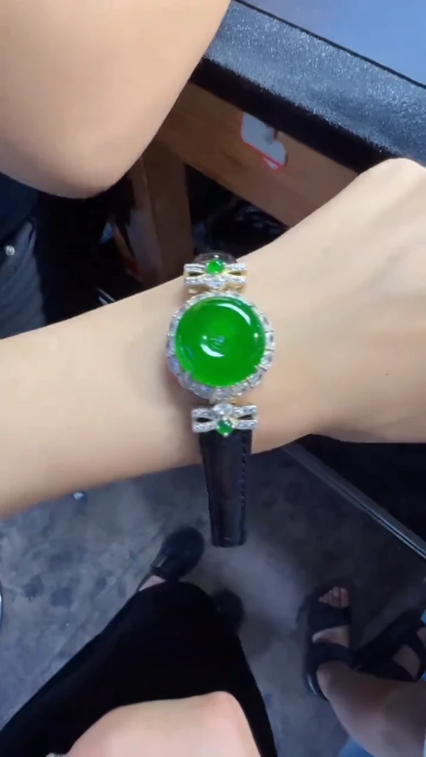 定制翡翠未镶嵌多样性发货手牌1