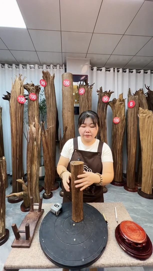 沉香碎屑沉香沉香原料摆件工艺品一百以上带底座