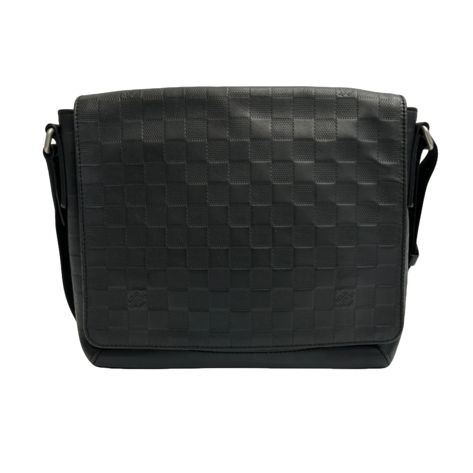 95新 LouisVuitton/路易威登 黑色全皮压纹小号邮差包/25021302