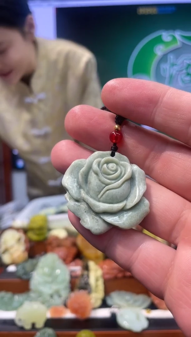 【闪购商品】岫玉吊坠未镶嵌·