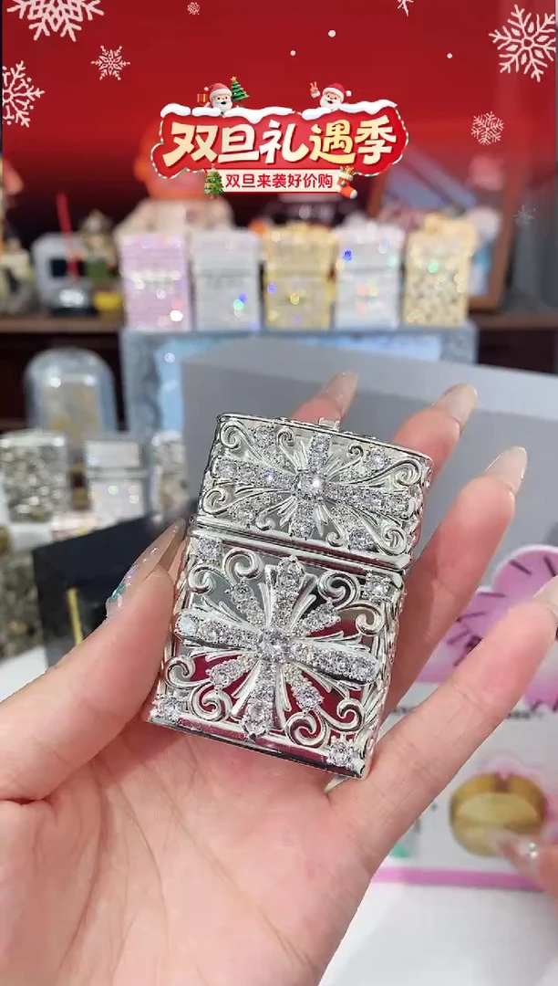 铜Zippo满钻克罗心