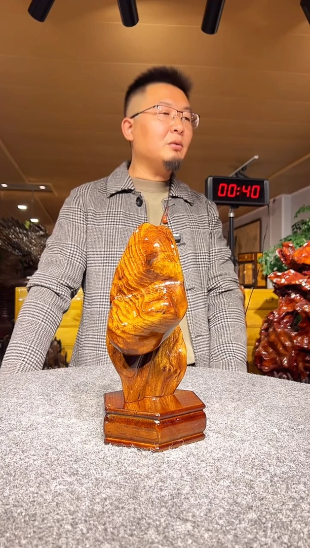 金丝楠木雕款A****g金丝楠木摆件