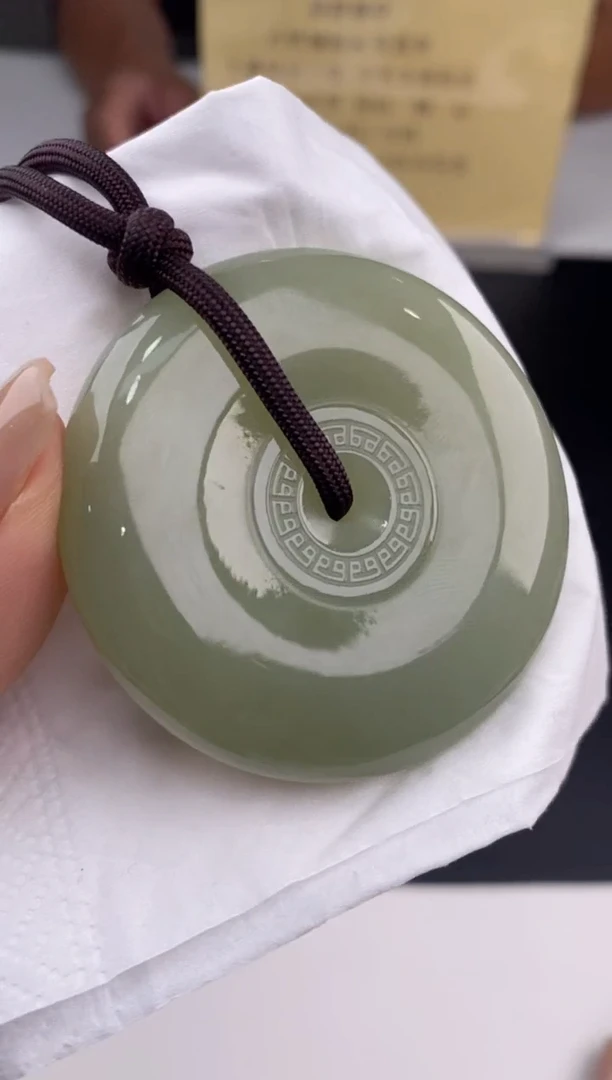 和田玉未镶嵌吊坠(不含链)37156