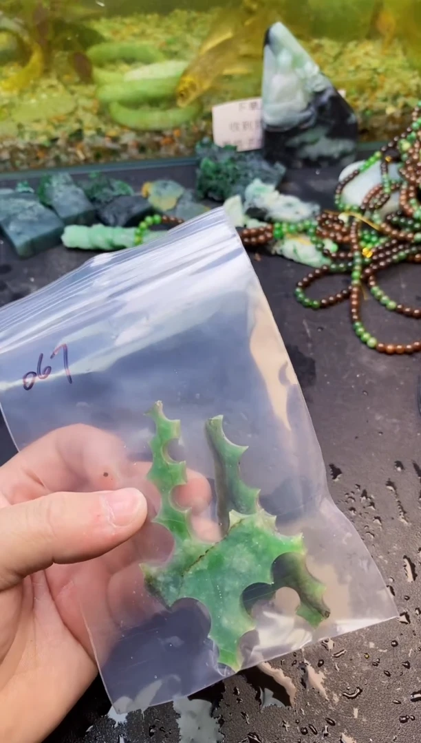 【闪购商品】翡翠颈饰未镶嵌073天然翡翠