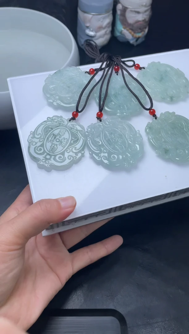 【闪购商品】翡翠挂件未镶嵌牌子FL16多样性发其一CP配绳