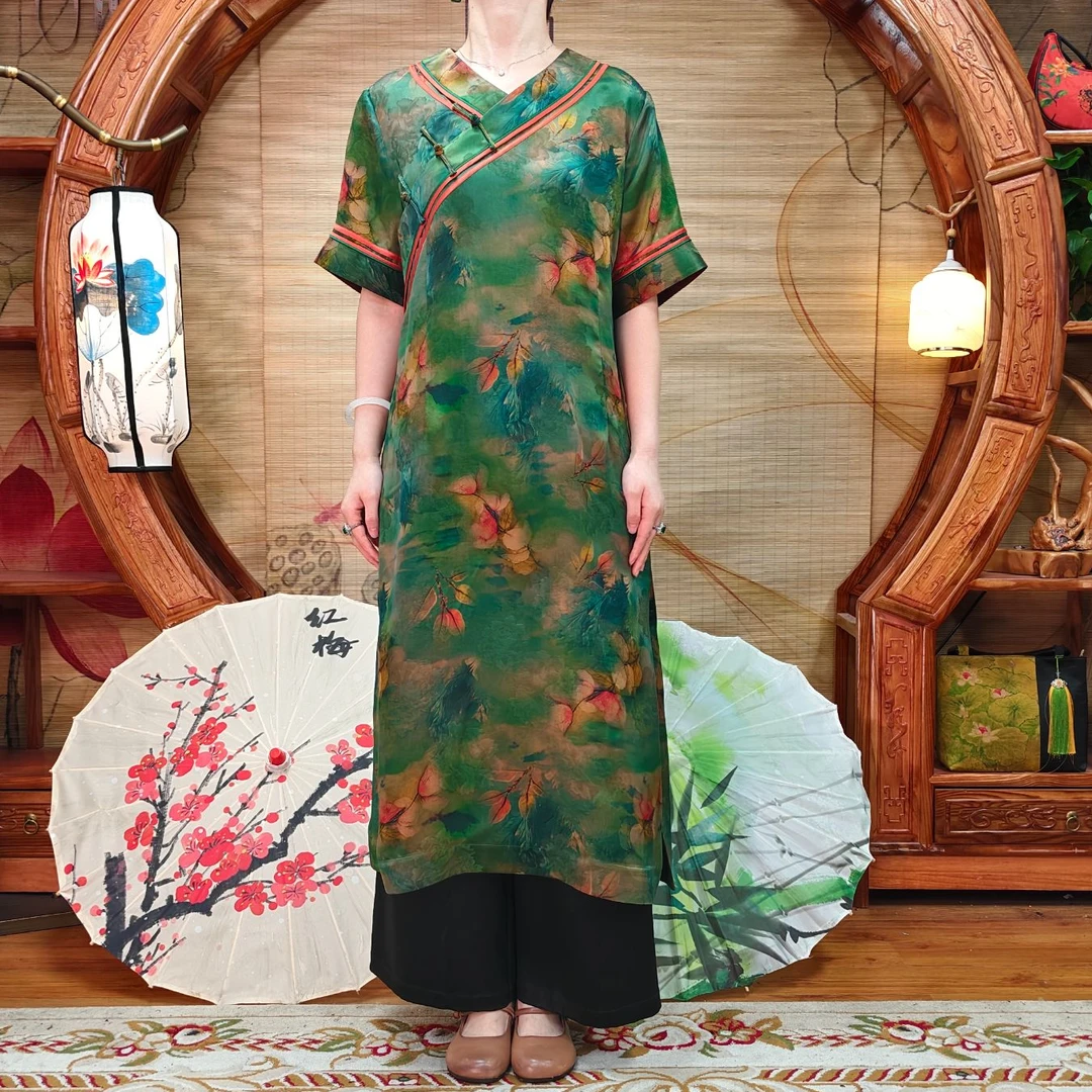 40姆米100桑蚕丝红云纱双面提花迎春花斜开襟时尚连衣裙新中式