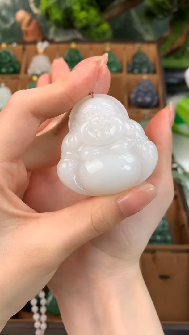 颈饰未镶嵌和田玉吊坠45mm