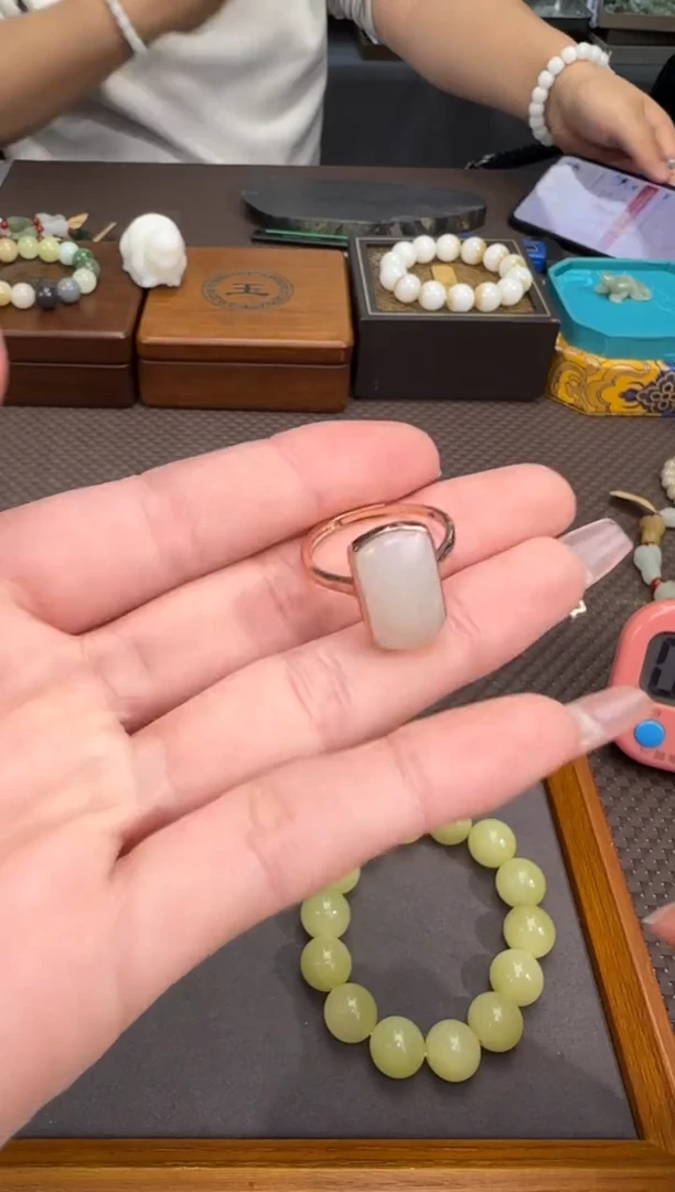 【闪购商品】和田玉戒指未镶嵌戒指