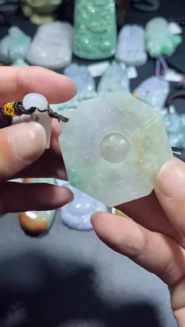 【闪购商品】翡翠颈饰未镶嵌00000293