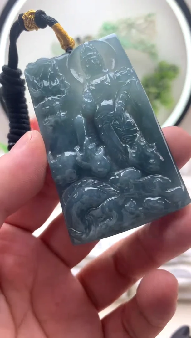 颈饰未镶嵌翡翠御龙观音