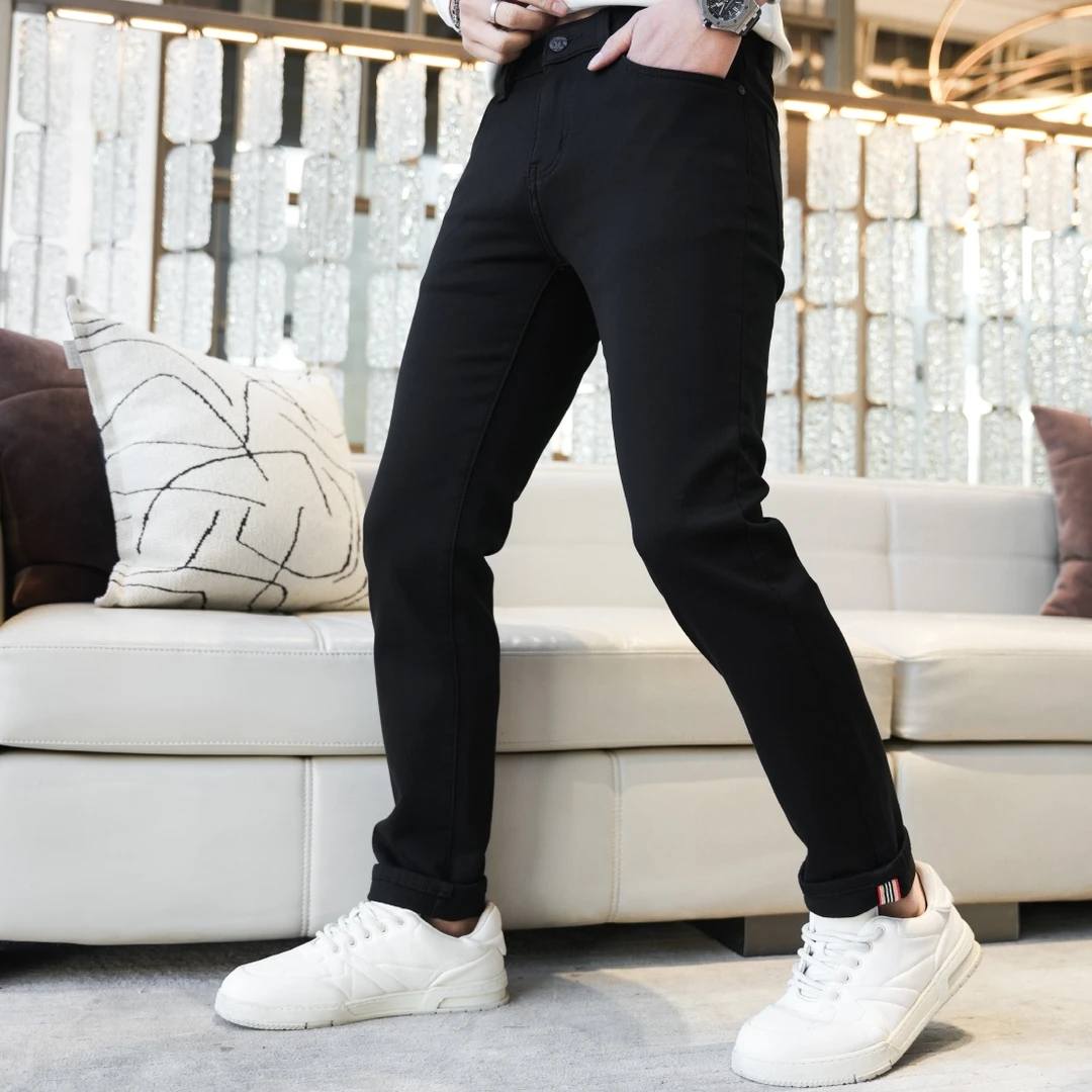 2025夏季新款时尚潮流百搭修身经典纯色兰花草男士黑色牛仔裤